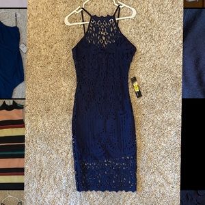 Jump High Neckline Lace Sheath Dress - 3/4